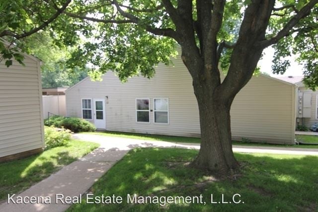 Primary Photo - 2 br, 1 bath House - 1220 Village Rd #7