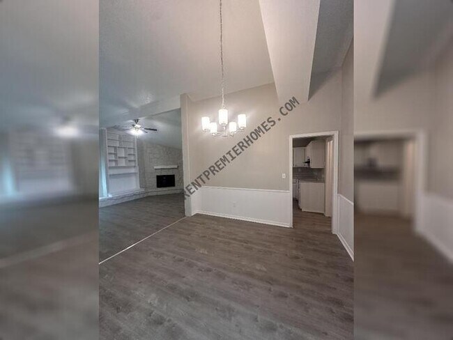 Foto del edificio - 10405 Bayberry Dr