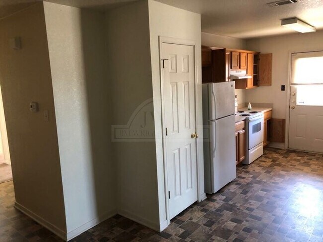 Foto del edificio - 308 Cedar Ridge Dr