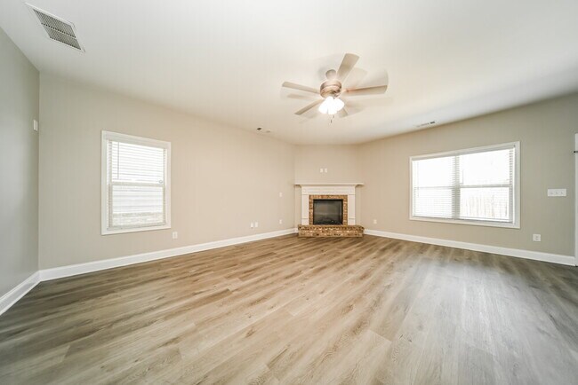 Foto del edificio - 2150 Bridgewater Pass