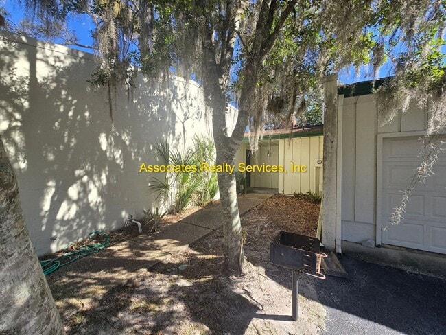 Building Photo - Turkey Creek Condo- Three Bedroom, Two Bath 1840 sf