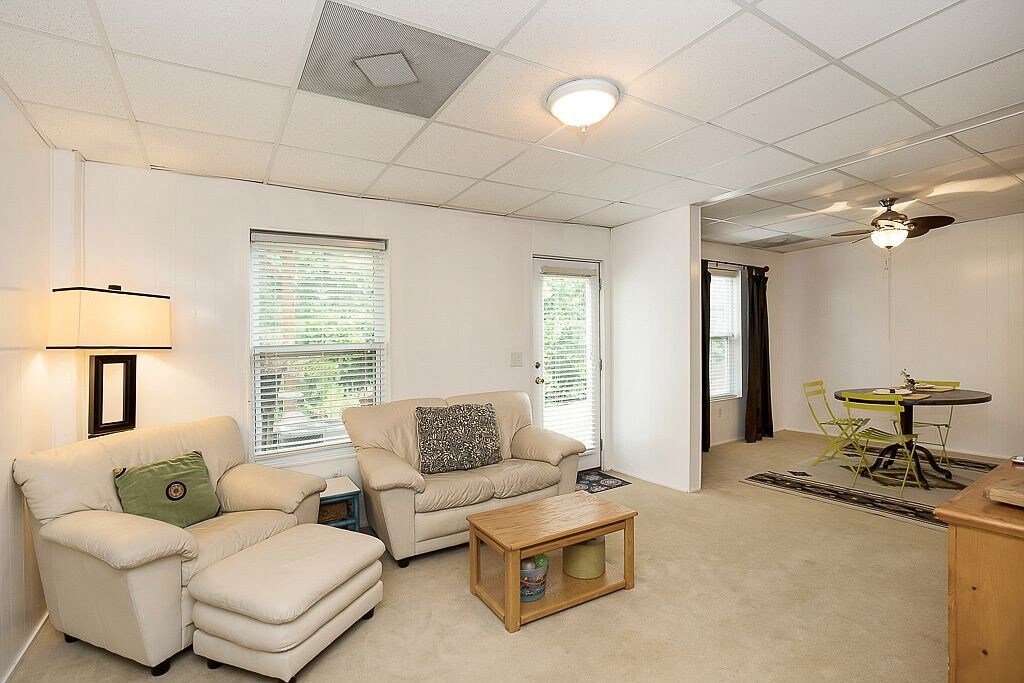 Foto principal - 490 Rockbass Rd