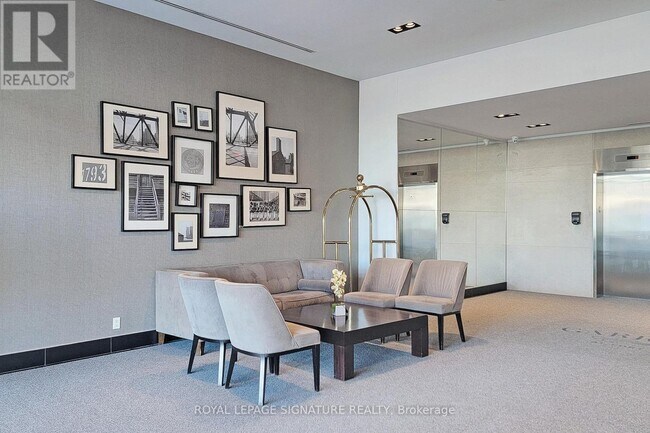 Building Photo - 169 Fort York Blvd