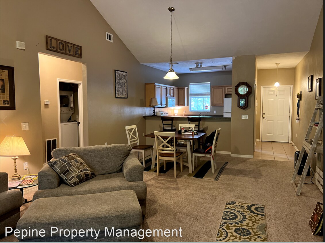 Primary Photo - 2 br, 2 bath House - 810 NW 19th Ave Apt C