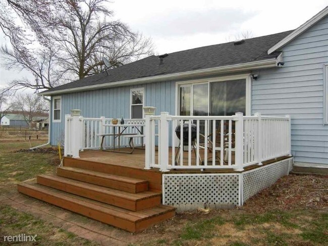 Building Photo - 2 br, 2 bath House - W9192 State Road 106
