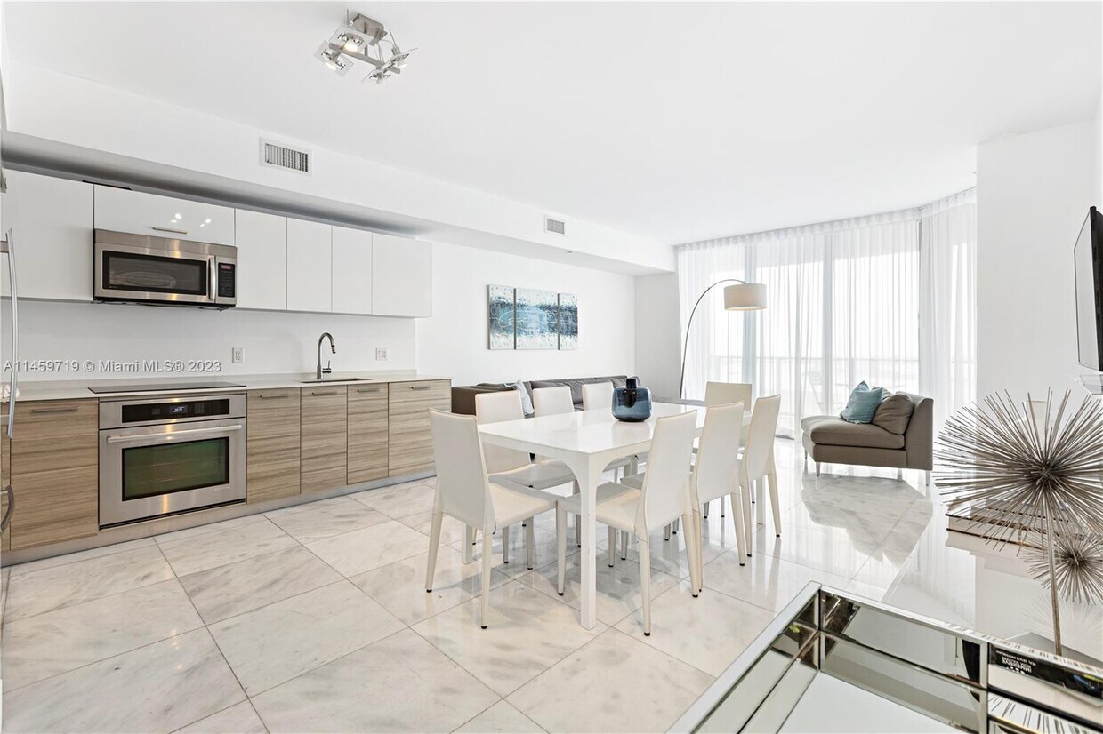 House For Rent 1300 Miami 3 Bedroomnull