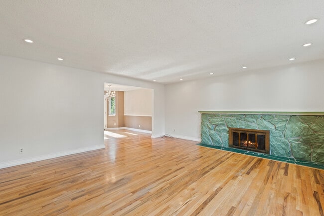 Photo - 8506 224th St SW House