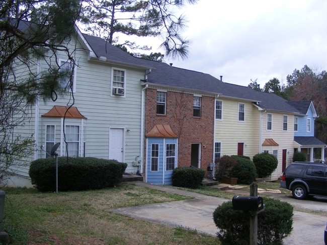 Foto del edificio - Crestview Townhomes