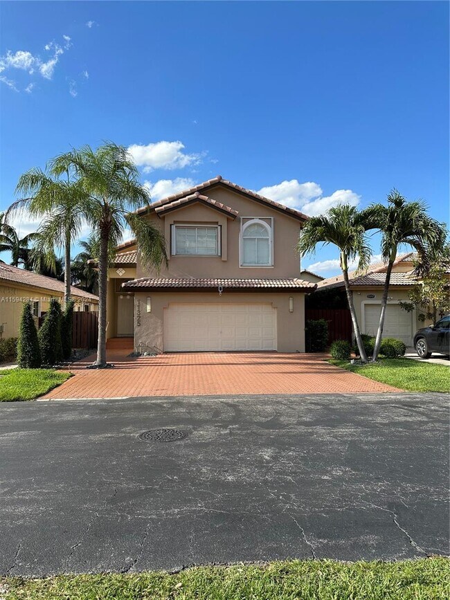 Building Photo - 11325 NW 50th Terrace