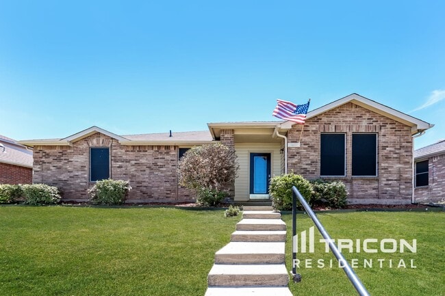 Building Photo - 2641 Bandera Pl
