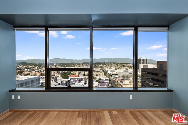 Building Photo - 1100 Wilshire Blvd