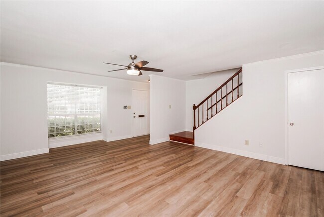 Foto del edificio - 8511 Ariel St