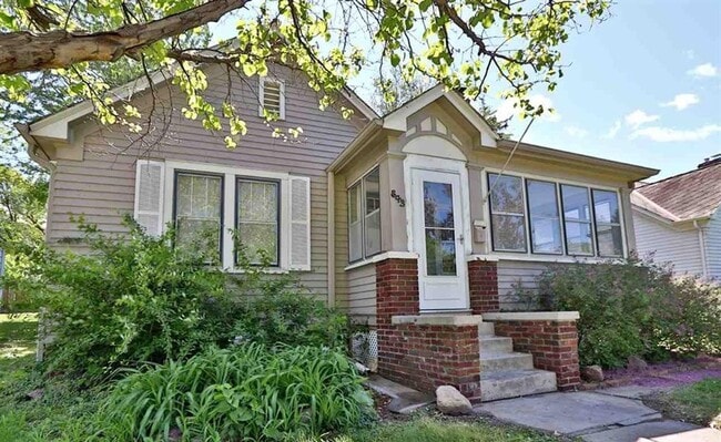 Elmwood Park Charmer - Elmwood Park Charmer House