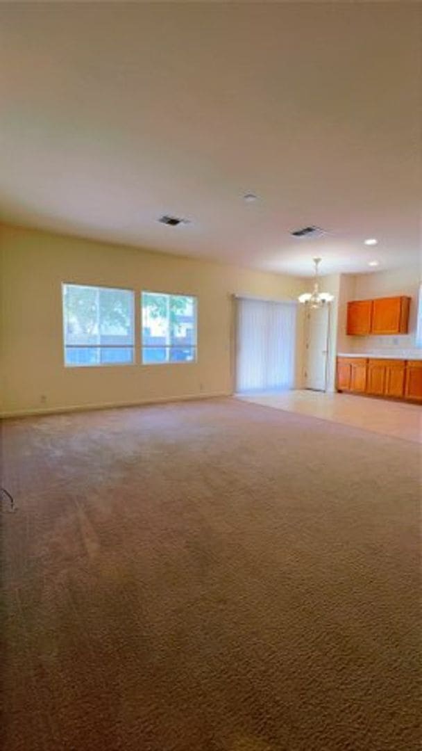 Building Photo - 3551 Sarasota Ave