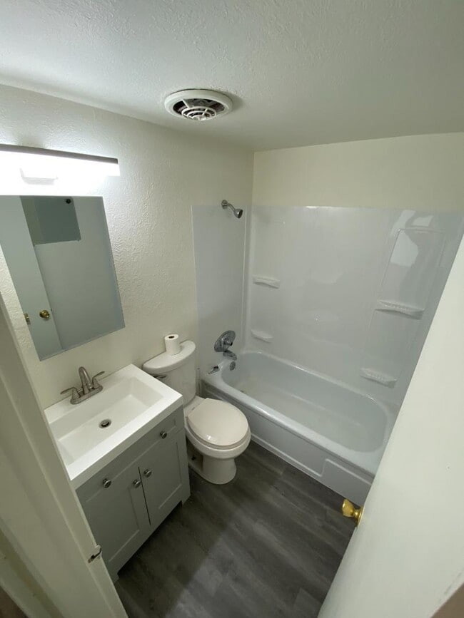 Foto del edificio - 7655 W 61st Ave