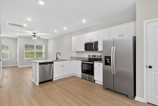 Building Photo - 1290 Principal Featherstone Ave