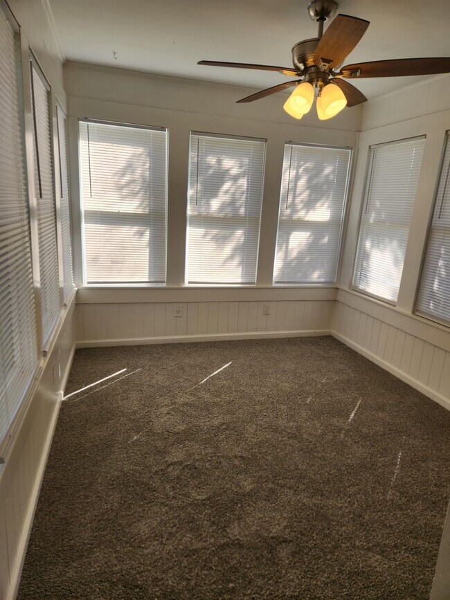 Foto del edificio - 130 OliveUnit 201B