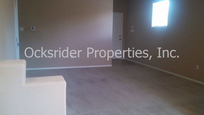 Building Photo - 920 Tieran Ct NE
