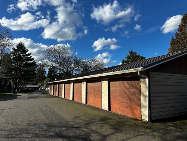 Building Photo - Gardenview Estates