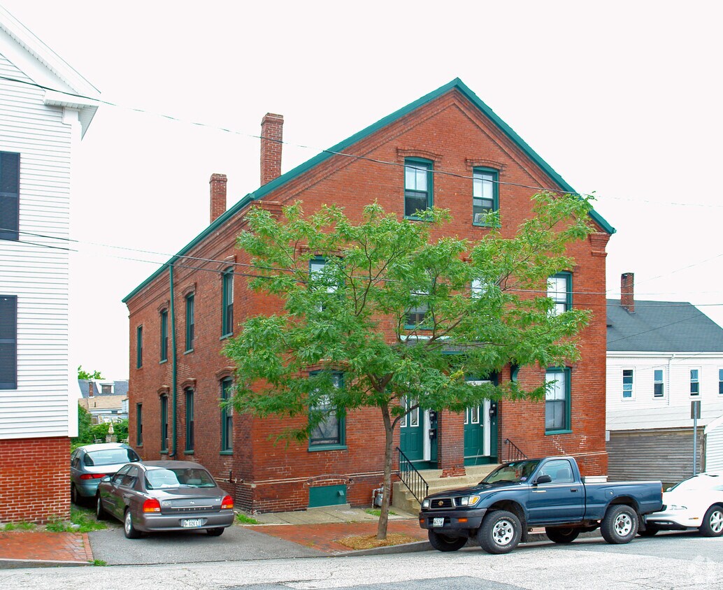 Building Photo - Hancock Street