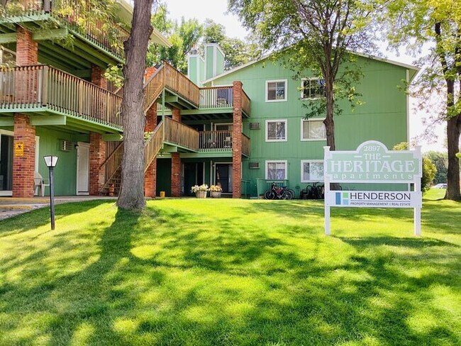 Foto del edificio - 1st & 2nd Floor, 1ST MONTH 1/2 OFF SPECIAL...