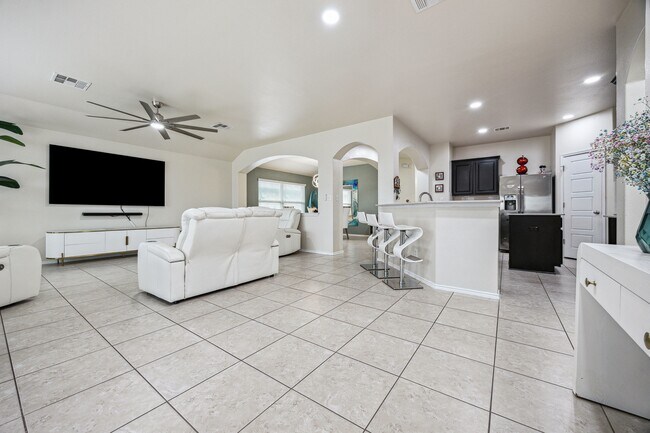 Building Photo - 3636 Anchor Bay Dr