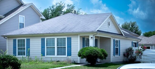 Building Photo - 1120 Verde Trails Dr