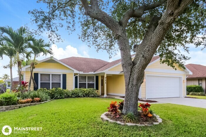 Primary Photo - 711 24th Square, Vero Beach, FL 32962