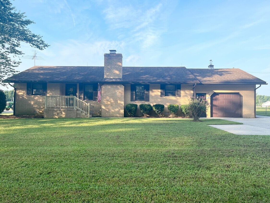 Foto principal - 1383 North Carolina Hwy 343 N