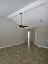 Building Photo - 4920 Deerwood Cir