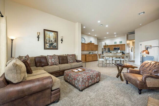 Foto del edificio - 2711 Sunrise Point Rd