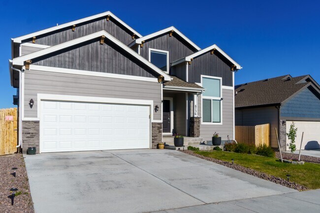Building Photo - 6736 Skuna Dr
