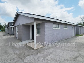 Building Photo - 4679 Weaver Rd