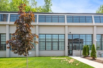 Building Photo - 1409 Grandin Rd