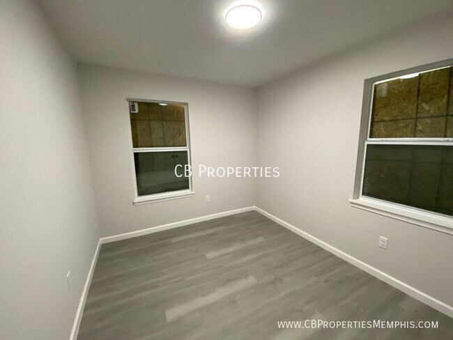 Foto del edificio - 4644 Huckleberry Cove