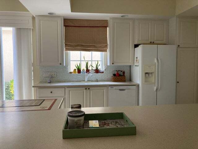 Building Photo - 8251 Tobago Ln