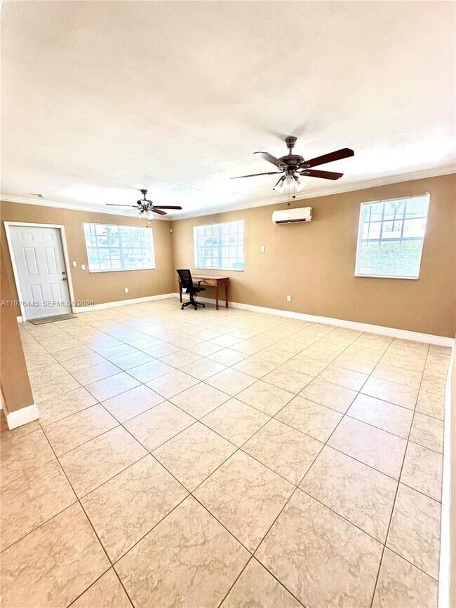 Foto del edificio - 3101 SW 67th Ave