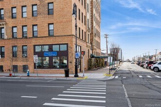 Building Photo - 310 Riverside Blvd