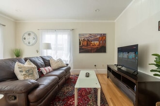 Building Photo - 254 29th St