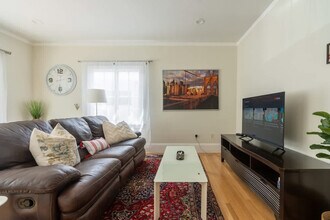 Building Photo - 254 29th St