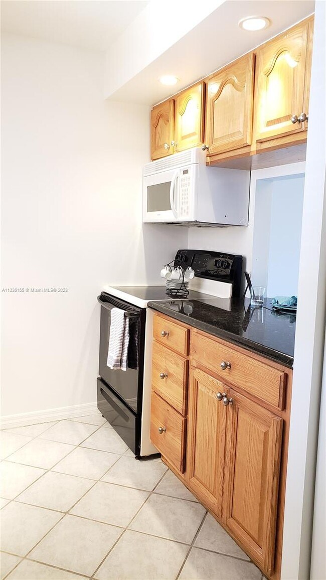 Foto del edificio - 11453 NW 39th Ct