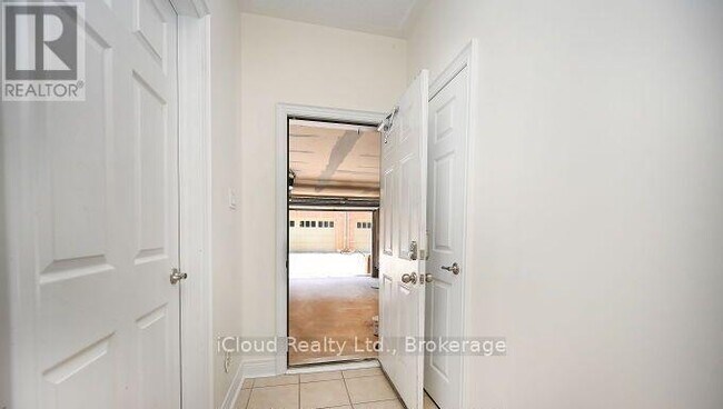 Building Photo - 3069 Preserve Dr