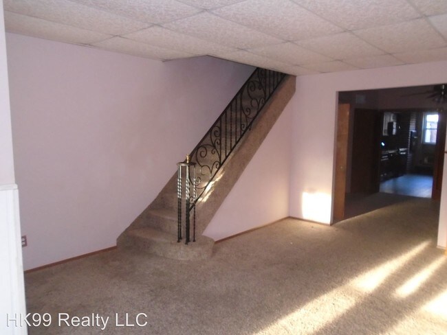Building Photo - 3451 Princeton Ave