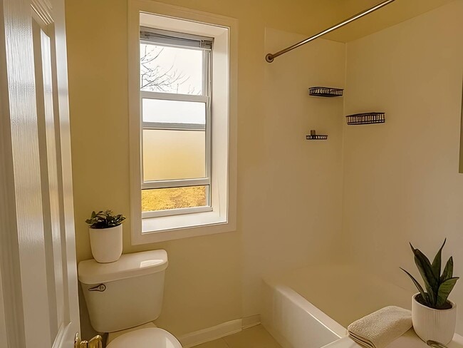 Building Photo - 138-72 Francis Lewis Blvd