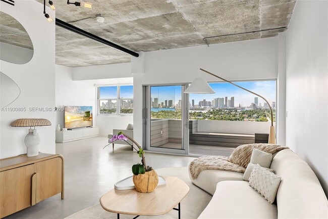 Building Photo - 3 Island Ave