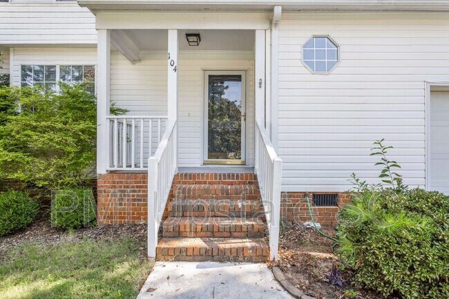 Building Photo - 104 Loden Ct