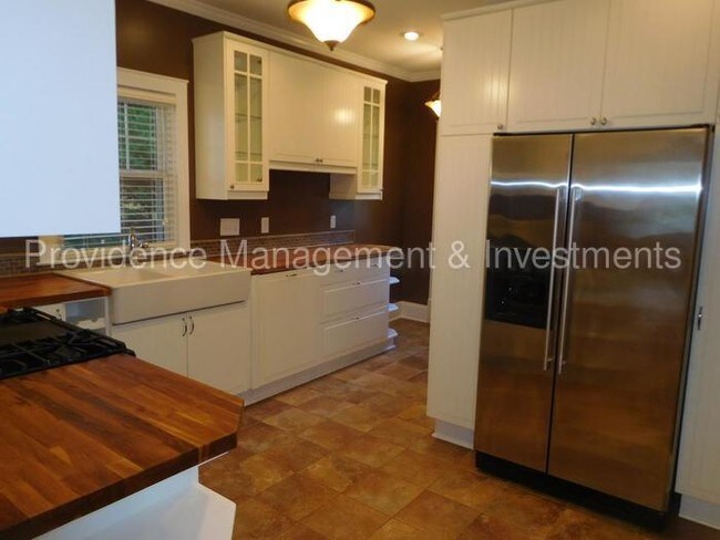 Foto del edificio - 312 N Central Ave