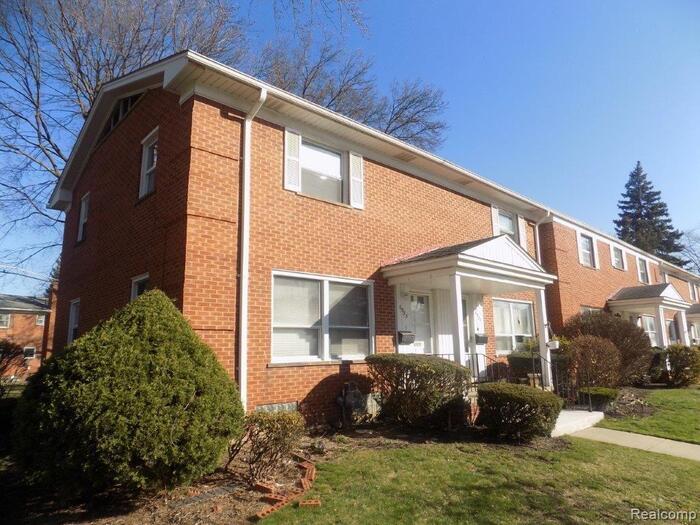 6935 Town Ln Unit 59, Dearborn Heights, MI 48127 Condo for Rent in Dearborn Heights, MI