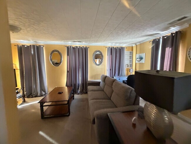 Foto del edificio - 602 N 6th St