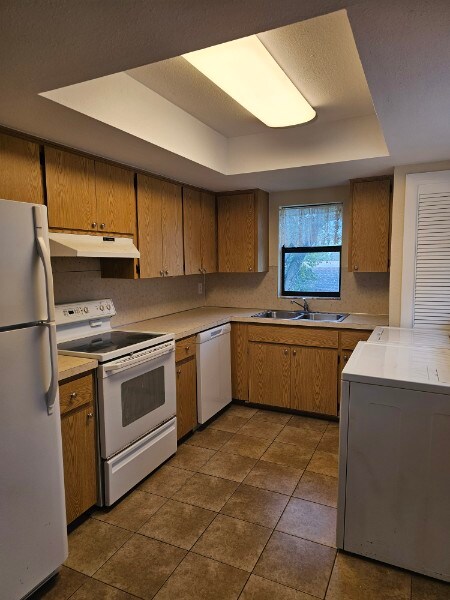 Foto del edificio - 4030 78th Ave N